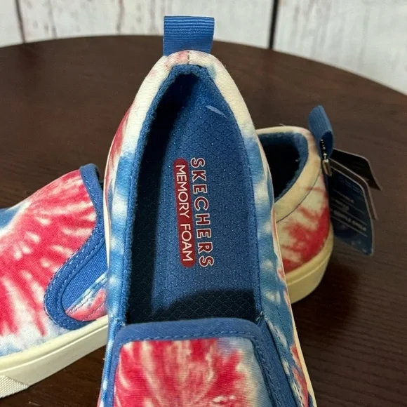 SKECHERS MEMORY FOAM red white & blue tie dye Canvas Slip ons 7.5 NWT - Picture 14 of 16